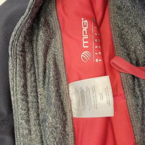 Mpg Active Shorts - Picture 4 of 4